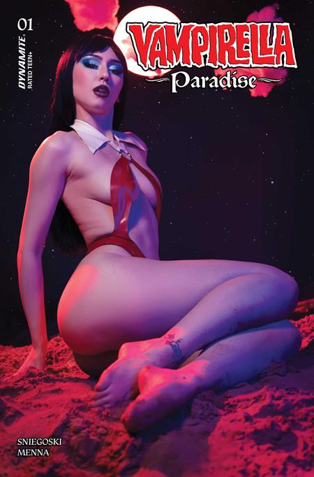 VAMPIRELLA PARADISE #1 CVR D LAUREN DELOREAN COSPLAY VAR — Cover