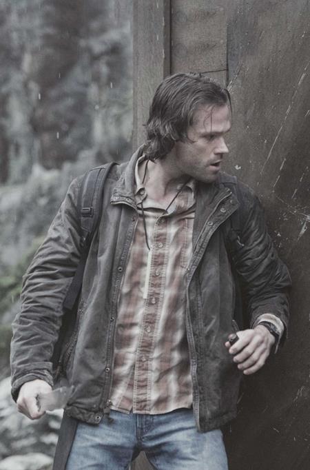 SUPERNATURAL SAM WINCHESTER #3 CVR G PHOTO 2 LTD VIRGIN VAR — Cover