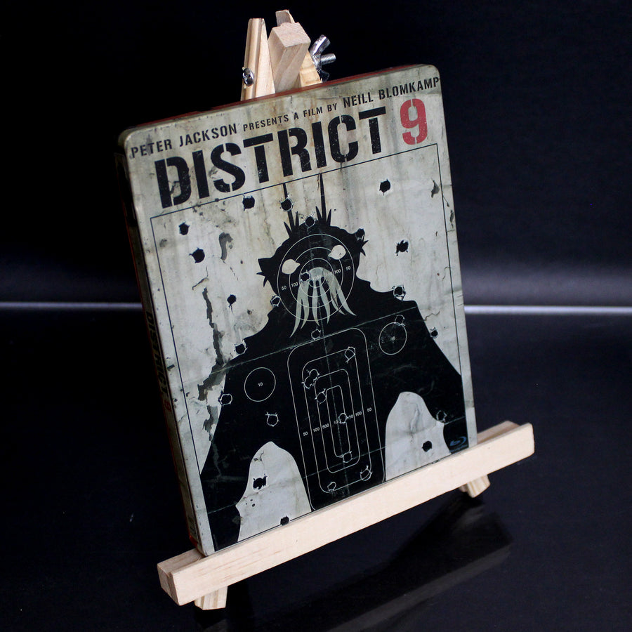 District 9 - Limited Edition Steelbook - Cover
